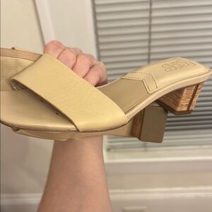 Franco Sarto Women's Cream Sandals